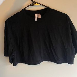 Super cropped H&M T-shirt